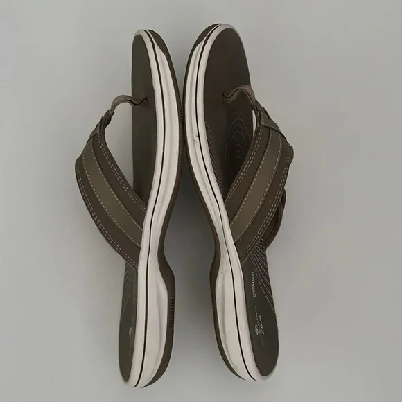 Clarks Cloud steppers Slippers Size - Picture 3 of 9